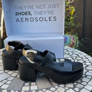 AEROSOLES Black Platform Sandals Size 6.5